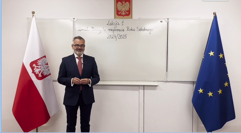 Życzenia Ambasadora Rzeczypospolitej Polskiej w Federacji Rosyjskiej Pana Krzysztofa Krajewskiego z okazji rozpoczęcia Roku Szkolnego 2024/2025!